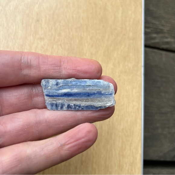 Kyanite 3 Pieces Lapis Lazuli 3 Pieces, Set Of 6 Crystals - Picture 7 of 9